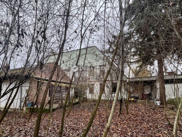 Eladó nyaraló, Dobozon 138 M Ft, 28 szobás / költözzbe.hu