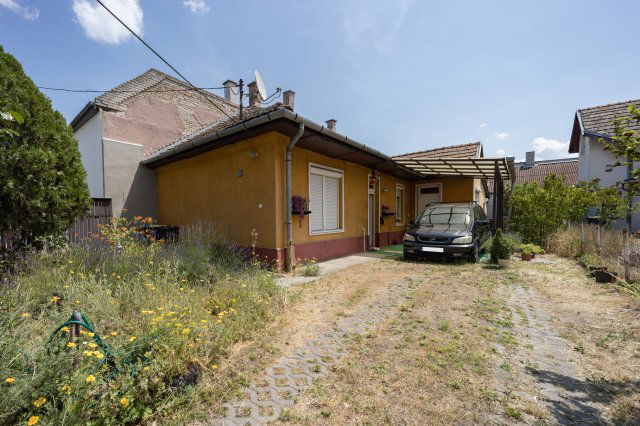 Eladó családi ház, Budapesten, XX. kerületben 57.9 M Ft