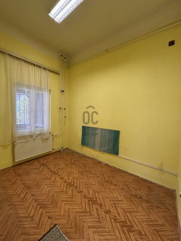 Kiadó iroda, Pécsett 65 E Ft / hó / költözzbe.hu