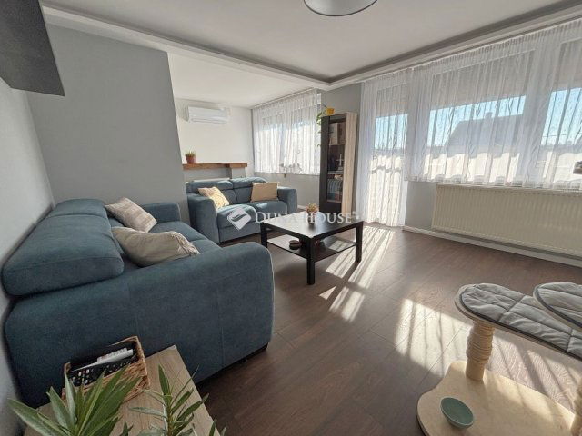 Eladó téglalakás, Szombathelyen 54.9 M Ft, 3 szobás