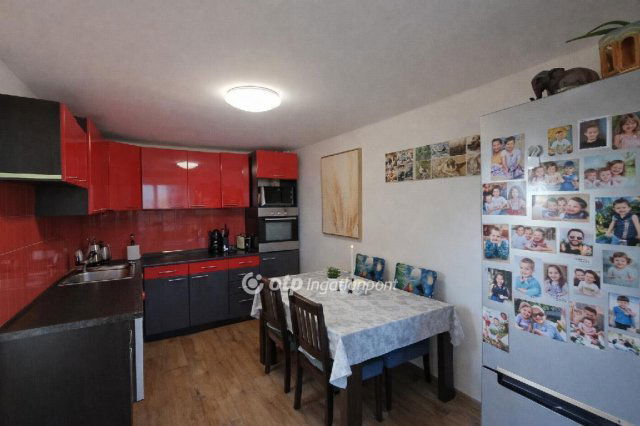 Eladó családi ház, Rácalmáson 48 M Ft, 1+1 szobás