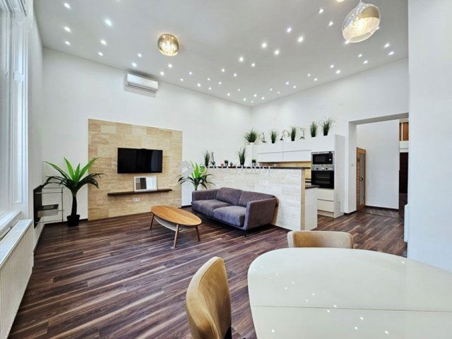 Eladó téglalakás, Budapesten, VII. kerületben 133.168 M Ft