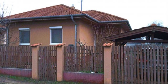 Eladó családi ház, Dunavarsányban 89.9 M Ft, 4 szobás