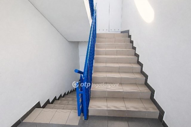 Eladó téglalakás, Szigetszentmiklóson 48.9 M Ft, 1 szobás