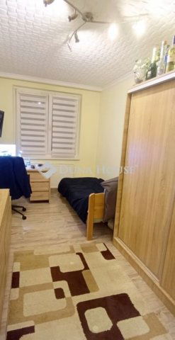 Eladó panellakás, Budapesten, III. kerületben 84.9 M Ft, 3 szobás