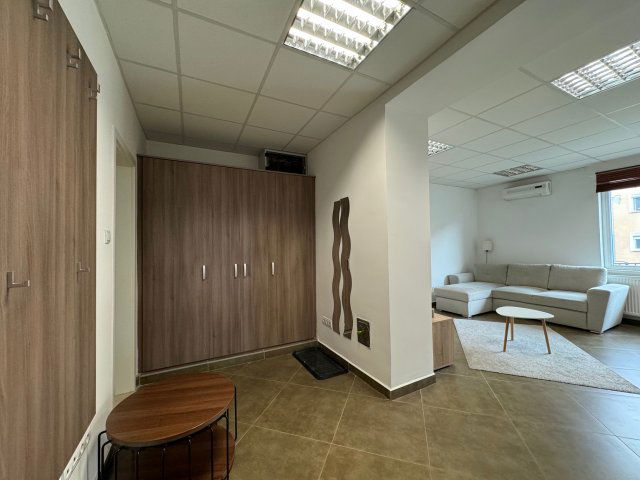 Kiadó téglalakás, albérlet, Pécsett 160 E Ft / hó, 1+1 szobás