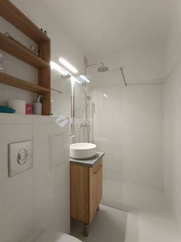 Kiadó panellakás, albérlet, Pécsett 140 E Ft / hó, 1+1 szobás