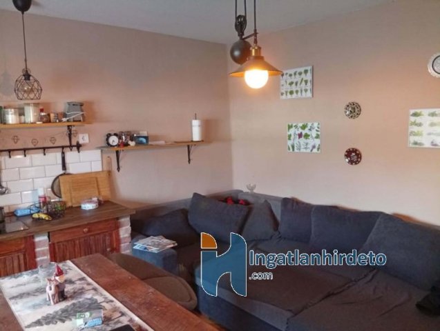 Eladó családi ház, Adácson 33 M Ft, 2+1 szobás