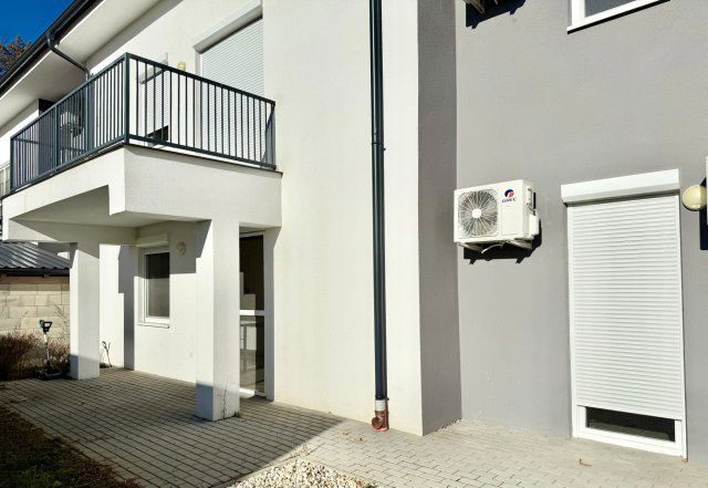 Eladó téglalakás, Sárváron 84.9 M Ft, 3 szobás