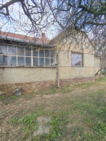 Eladó családi ház, Bakon 19 M Ft, 3 szobás