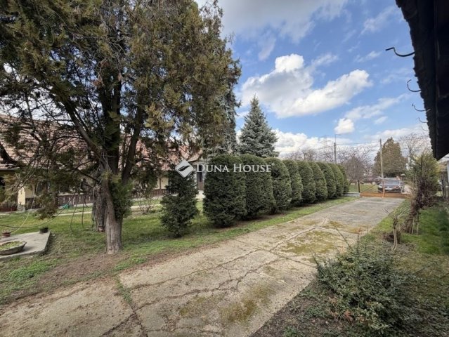 Eladó családi ház, Érden 85 M Ft, 3 szobás