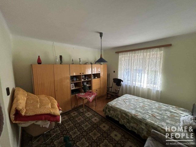 Eladó családi ház, Üllésen 32.9 M Ft, 3 szobás