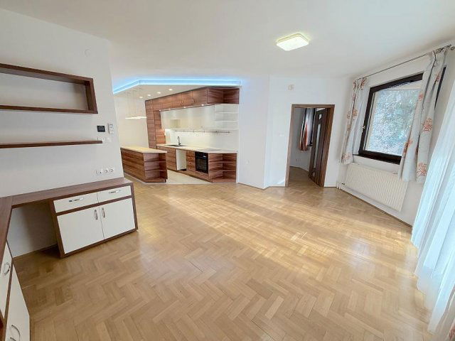 Kiadó téglalakás, albérlet, II. kerületben, Széphalom utcában