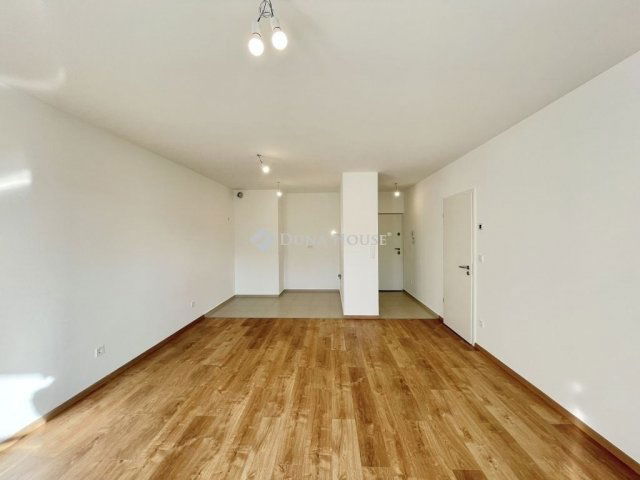 Eladó téglalakás, Budapesten, III. kerületben 99.9 M Ft