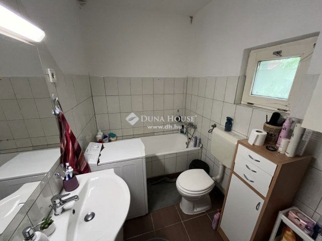 Eladó családi ház, Gyömrőn 79.99 M Ft, 4 szobás