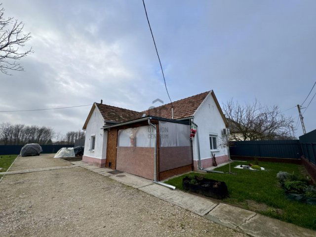 Eladó családi ház, Somogysárdon 31 M Ft, 3 szobás