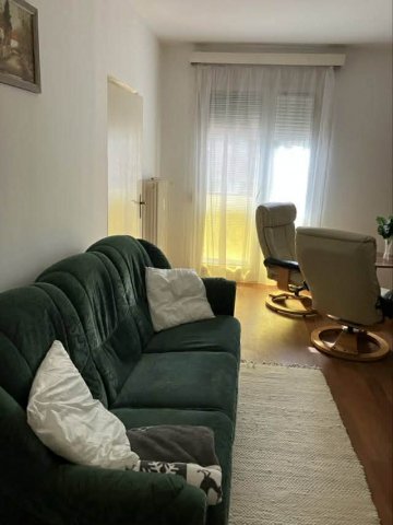 Kiadó panellakás, albérlet, Pécsett, Kerényi Károly utcában