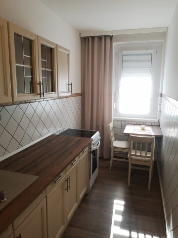 Eladó panellakás, Várpalotán 49.9 M Ft, 2 szobás