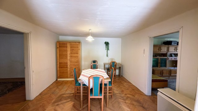 Eladó családi ház, Baján 41.5 M Ft, 3 szobás