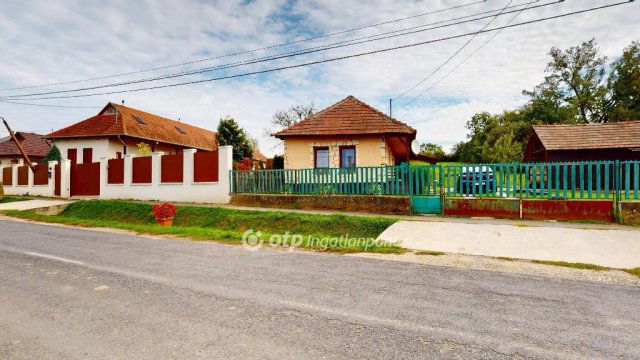 Eladó családi ház, Baktakéken 9.9 M Ft, 1+2 szobás