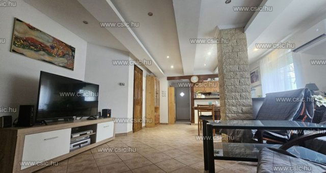 Eladó családi ház, Biatorbágyon 63.9 M Ft, 3 szobás