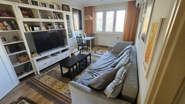 Eladó panellakás, Budapesten, XI. kerületben 89.5 M Ft, 3 szobás