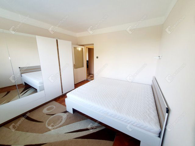Kiadó panellakás, albérlet, Miskolcon 110 E Ft / hó, 3+1 szobás