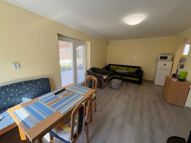 Eladó nyaraló, Igalon 42.5 M Ft, 4 szobás / költözzbe.hu