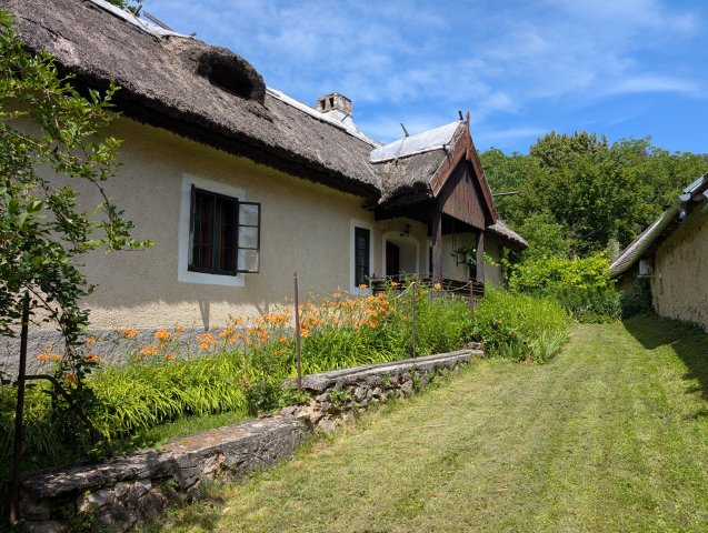 Eladó családi ház, Balatonhenyén 59 M Ft, 3 szobás