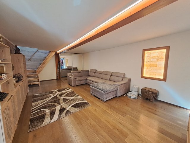 Eladó családi ház, Budapesten, XV. kerületben 129 M Ft, 4 szobás