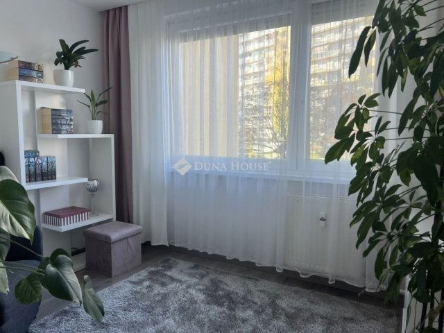 Eladó panellakás, Budapesten, XVIII. kerületben 79.9 M Ft