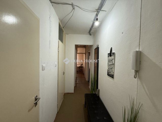 Eladó panellakás, Budapesten, XV. kerületben 72.3 M Ft, 3 szobás