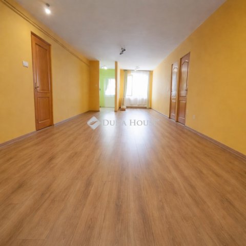 Eladó családi ház, Kecskeméten 90 M Ft, 4 szobás