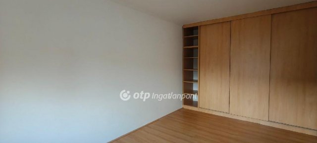Kiadó családi ház, albérlet, Dunakeszin 450 E Ft / hó, 4 szobás