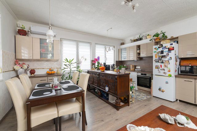 Eladó téglalakás, Budapesten, XVII. kerületben 98.5 M Ft