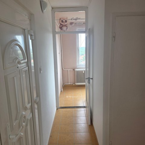 Eladó panellakás, Debrecenben 58 M Ft, 2+1 szobás
