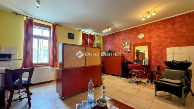 Eladó családi ház, Szentgotthárdon 129.9 M Ft, 5 szobás