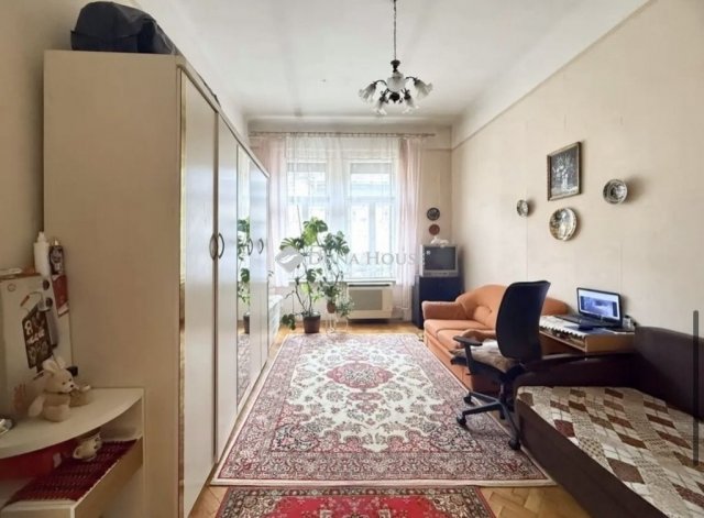 Eladó téglalakás, Budapesten, VII. kerületben 92.9 M Ft