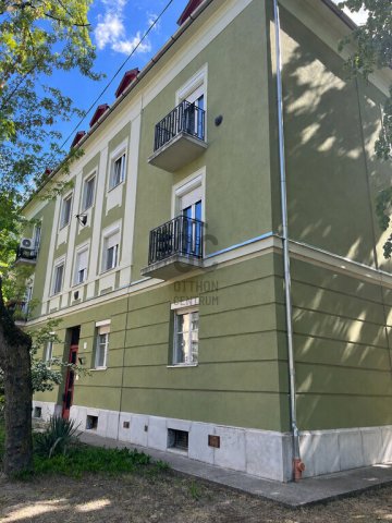 Eladó téglalakás, Budapesten, XV. kerületben 66.4 M Ft, 2 szobás