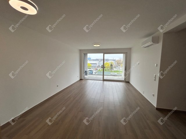 Kiadó téglalakás, albérlet, Győrött 320 E Ft / hó, 3 szobás