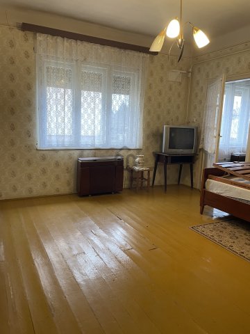 Eladó családi ház, Abonyban 25.9 M Ft, 2 szobás