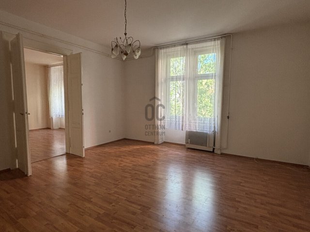 Eladó téglalakás, Budapesten, VI. kerületben 109.9 M Ft