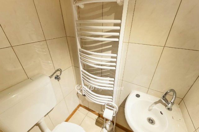 Eladó családi ház, Tatabányán 199 M Ft, 6+3 szobás