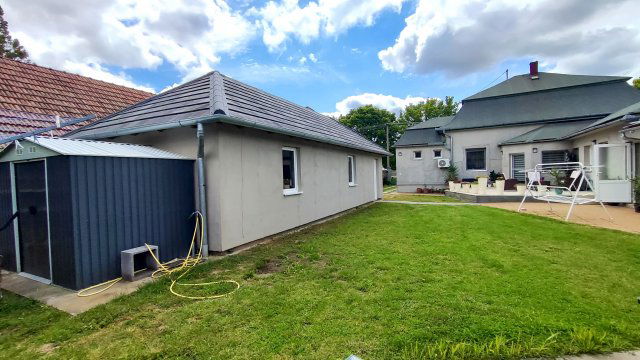 Eladó családi ház, Tolnán, Alkotmány utcában 72 M Ft, 3 szobás