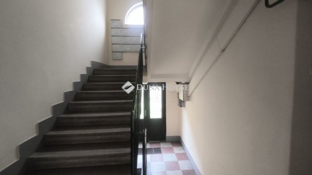 Eladó ipari ingatlan, Budapesten, XIII. kerületben 40 M Ft