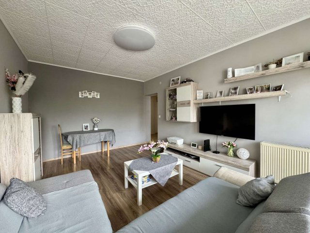 Eladó téglalakás, Sümegen 34.8 M Ft, 2+1 szobás