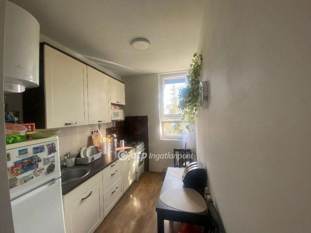 Eladó téglalakás, Budapesten, XIV. kerületben 64.9 M Ft