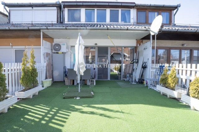 Eladó téglalakás, Szegeden 89.9 M Ft, 4 szobás