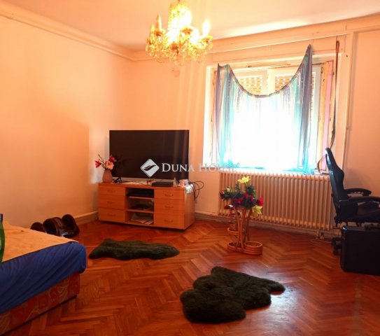 Eladó családi ház, Pomázon 42.9 M Ft, 3 szobás