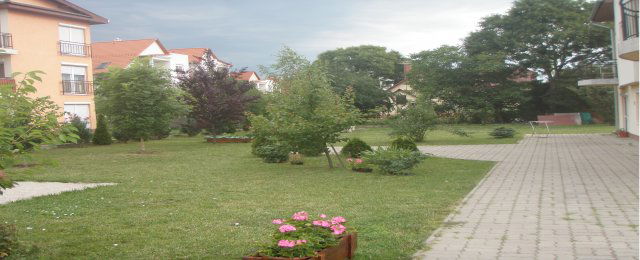 Kiadó téglalakás, albérlet, Debrecenben 250 E Ft / hó, 3 szobás